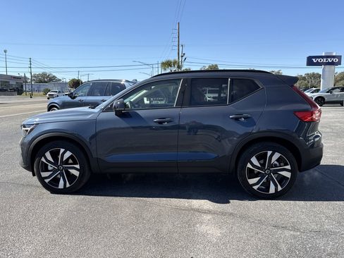 New 2026 Volvo XC40 B5 Ultra w/ Protection Package Premier image 2