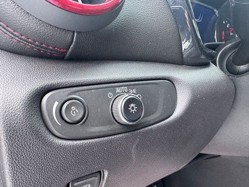 Used 2025 Chevrolet Blazer RS image 11