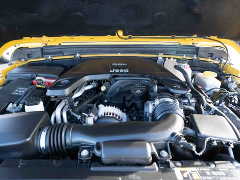 Used 2019 Jeep Wrangler Unlimited Rubicon image 31