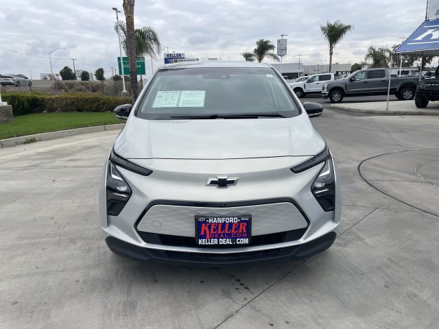 Used 2023 Chevrolet Bolt LT w/ Infotainment Package FWD image 3