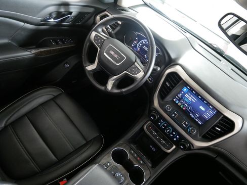 Used 2021 GMC Acadia Denali w/ Trailering Package image 9