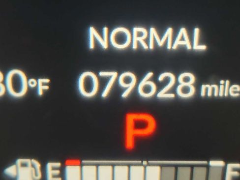 Used 2023 Honda CR-V EX-L image 10