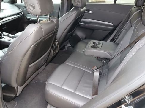 Used 2025 Cadillac XT4 Premium Luxury FWD image 5