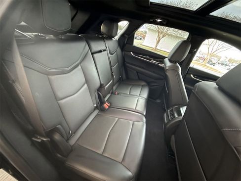 Certified 2025 Cadillac XT5 Premium Luxury image 27