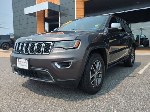Used 2018 Jeep Grand Cherokee Limited w/ Luxury Group II AWD/4WD image 8