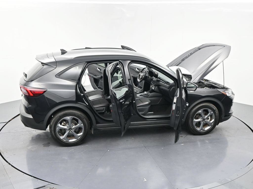 Used 2025 Ford Escape ST-Line FWD image 25