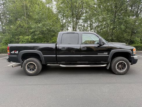 Used 2007 GMC Sierra 2500 SLT AWD/4WD image 4
