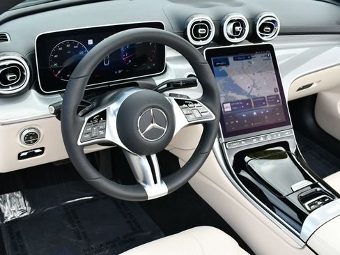 Used 2024 Mercedes-Benz CLE 300 4MATIC Cabriolet w/ Driver Assistance Package image 58