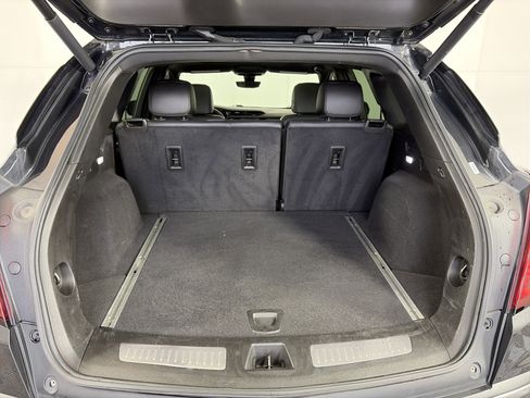 Used 2020 Cadillac XT5 Premium Luxury image 14