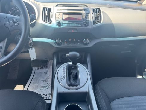 Used 2016 Kia Sportage LX FWD image 15