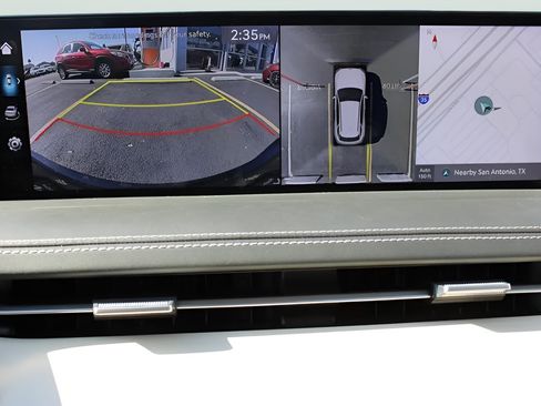 Used 2025 Genesis GV70 3.5T Sport w/ Sport Prestige Package AWD/4WD image 16