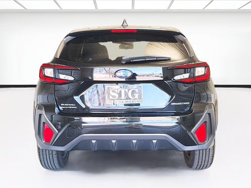 Used 2024 Subaru Crosstrek 2.0i AWD/4WD image 5