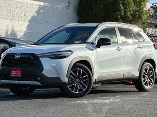 New 2026 Toyota Corolla Cross XLE video 2