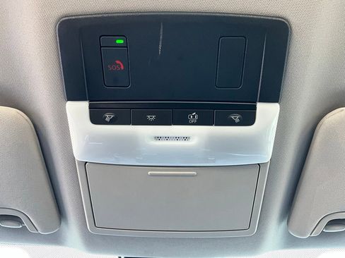 Used 2025 Nissan Altima 2.5 SV image 17