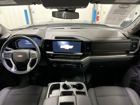 Used 2023 Chevrolet Silverado 1500 LT w/ Protection Package image 10
