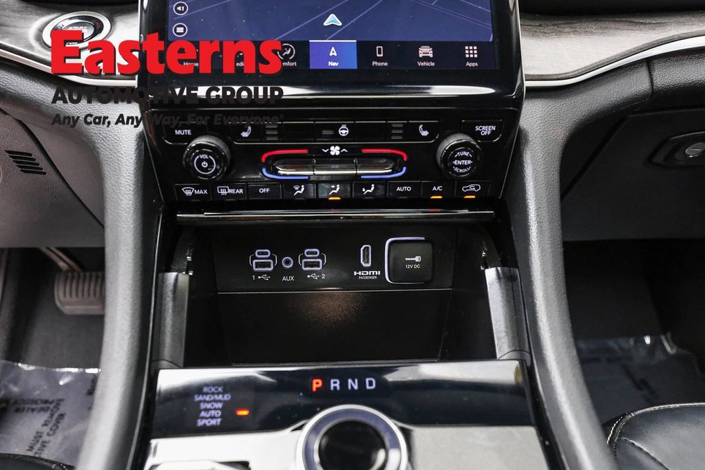 Used 2023 Jeep Grand Cherokee 4WD 4xe image 23