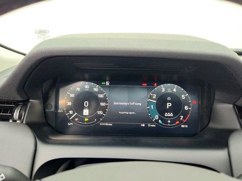 Certified 2025 Land Rover Discovery Sport S image 24