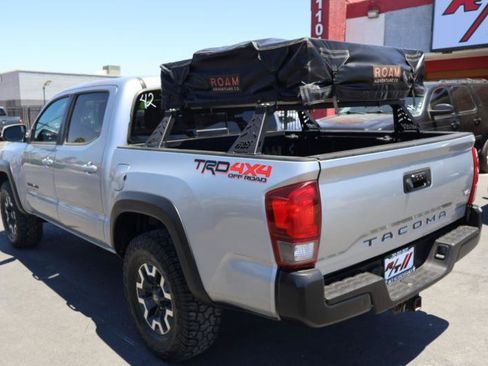 Used 2019 Toyota Tacoma TRD Off-Road AWD/4WD image 7