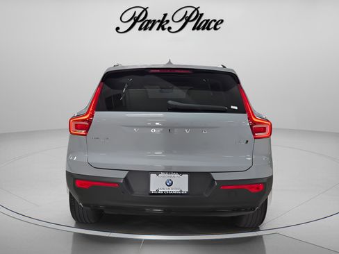 New 2025 Volvo XC40 B5 Ultra w/ Protection Package Premier AWD/4WD image 3
