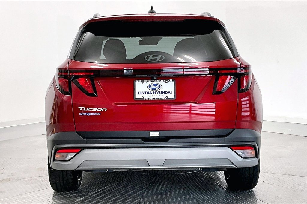 Used 2025 Hyundai Tucson SEL FWD image 4