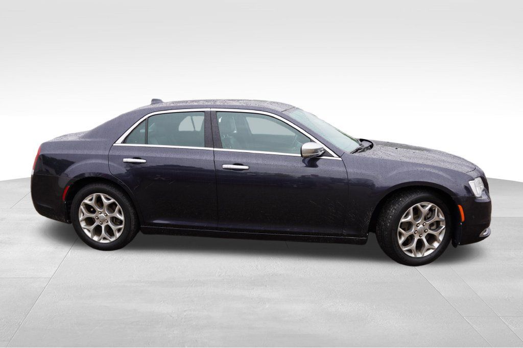 Used 2017 Chrysler 300 C Platinum w/ Safetytec Plus Group AWD/4WD image 2
