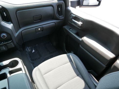 Used 2025 Chevrolet Silverado 2500 Custom w/ Custom Convenience Package AWD/4WD image 11