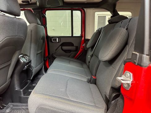 Used 2025 Jeep Wrangler Unlimited Sport S 4xe image 15