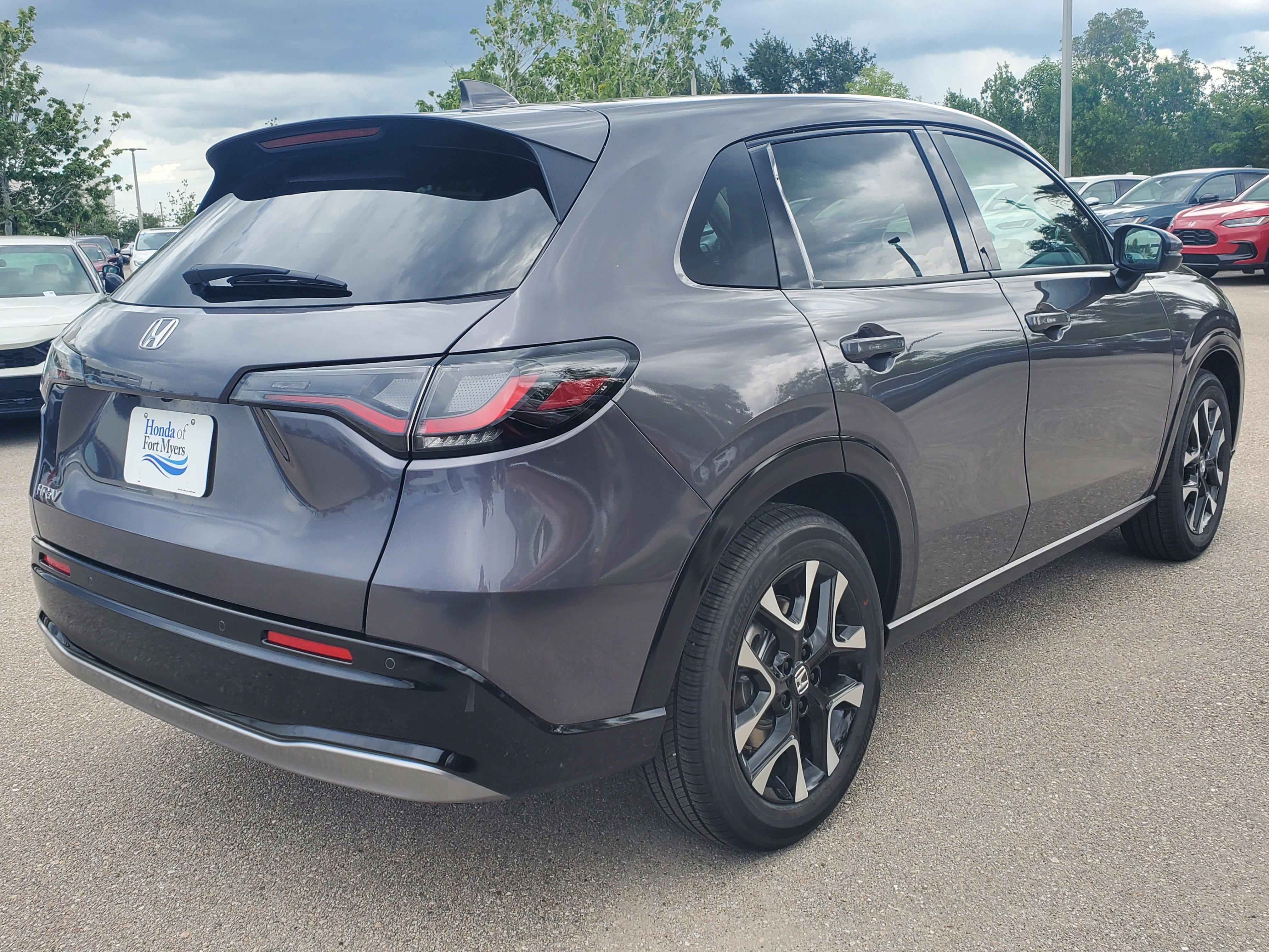 New 2027 Honda HR-V EX-L image 3