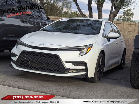 Used 2023 Toyota Corolla SE w/ SE Premium Package FWD image 1