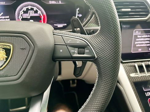 Used 2020 Lamborghini Urus AWD/4WD image 12