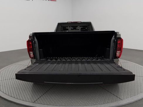 Certified 2025 GMC Sierra 1500 Elevation image 33