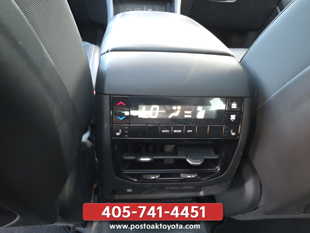Used 2021 Jeep Grand Cherokee L Limited AWD/4WD image 30