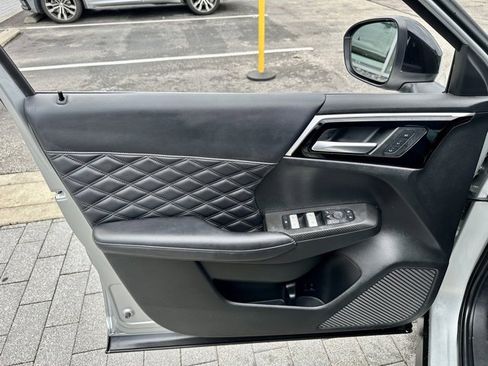 Used 2023 Mitsubishi Outlander SEL Black Edition image 10