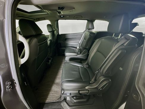 Used 2021 Honda Odyssey Touring image 30