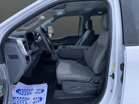 Certified 2024 Ford F250 XLT image 4