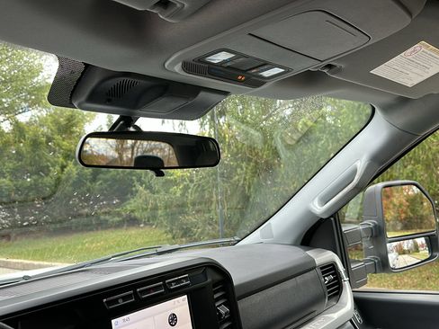 Used 2024 Ford F250 XLT w/ FX4 Off-Road Package image 26