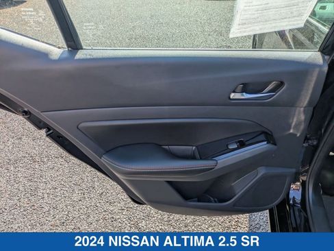 Used 2024 Nissan Altima 2.5 SR w/ SR Premium Package AWD/4WD image 30