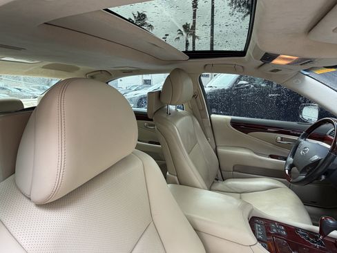 Used 2010 Lexus LS 460 L AWD/4WD image 46
