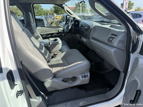 Used 2006 Ford F250 XL AWD/4WD image 14