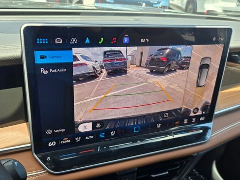 New 2026 Volkswagen Tiguan SEL R-Line AWD/4WD image 9