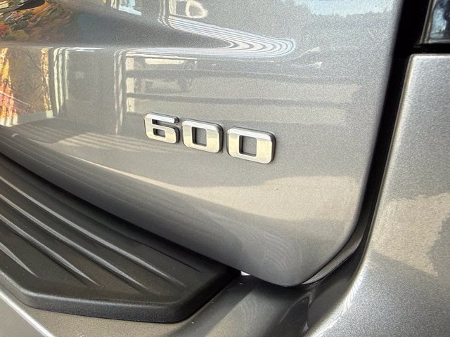 Used 2022 Cadillac Escalade ESV Premium Luxury Platinum AWD/4WD image 20
