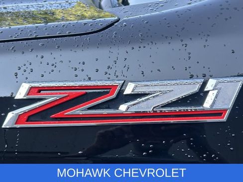 Certified 2022 Chevrolet Silverado 1500 Custom Trail Boss AWD/4WD image 32