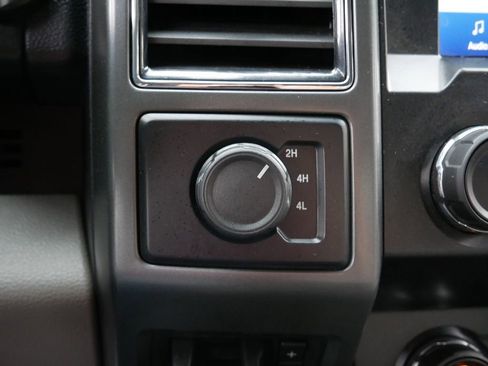 Used 2020 Ford F350 XLT image 23