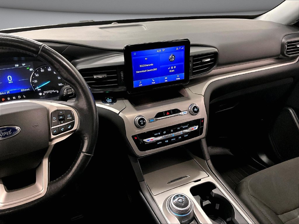 Used 2021 Ford Explorer XLT AWD/4WD image 9