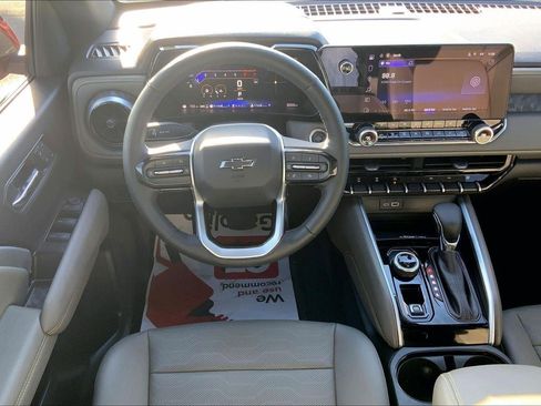 Used 2026 Chevrolet Colorado ZR2 image 3