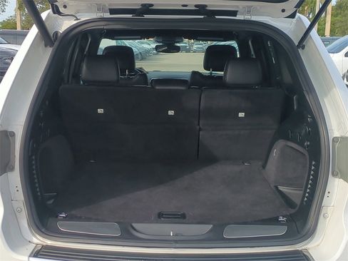 Used 2019 Jeep Grand Cherokee Limited image 14