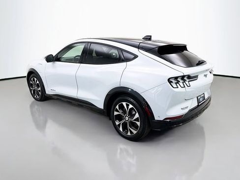 Used 2023 Ford Mustang Mach-E Premium image 5