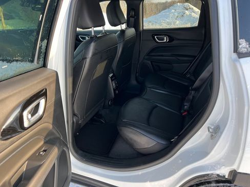 New 2026 Jeep Compass Limited image 17