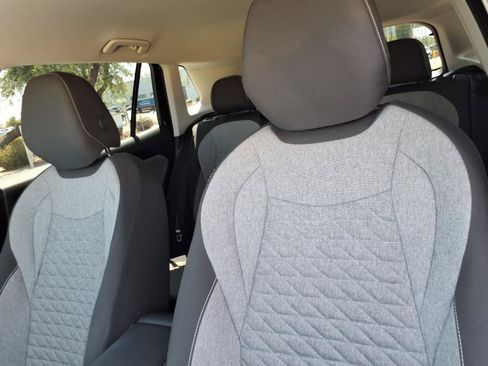 Certified 2025 Volkswagen Tiguan S FWD image 20