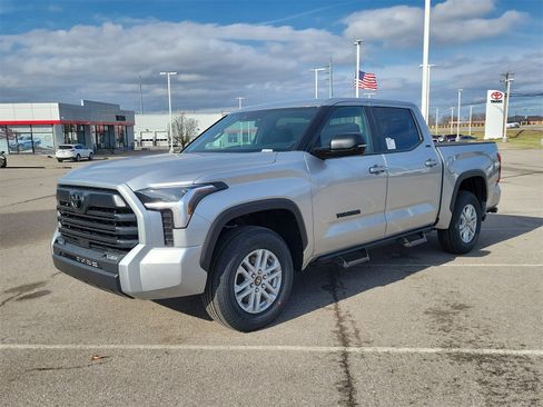 New 2026 Toyota Tundra SR5 image 2